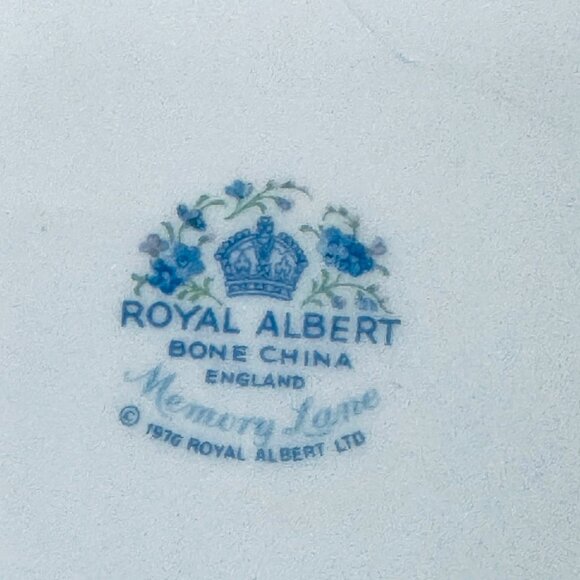 Royal Albert 1976 Memory Lane Earrings with Boho Metalwork & Freshwater Pearls - Picture 7 of 15